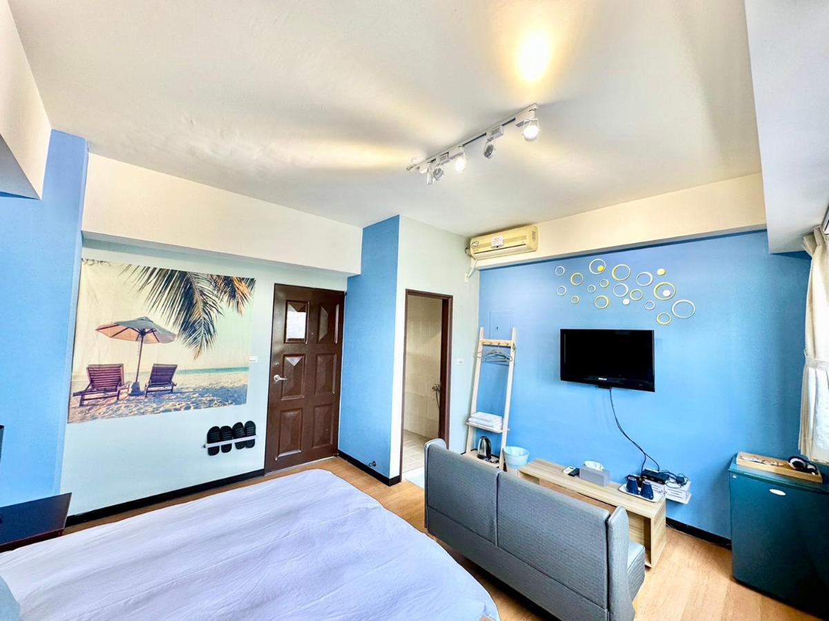 一中北極熊 Apartment Тайджун Екстериор снимка