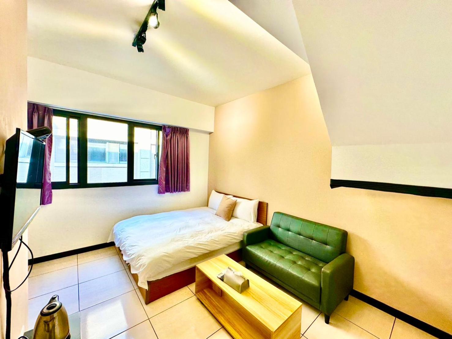一中北極熊 Apartment Тайджун Екстериор снимка
