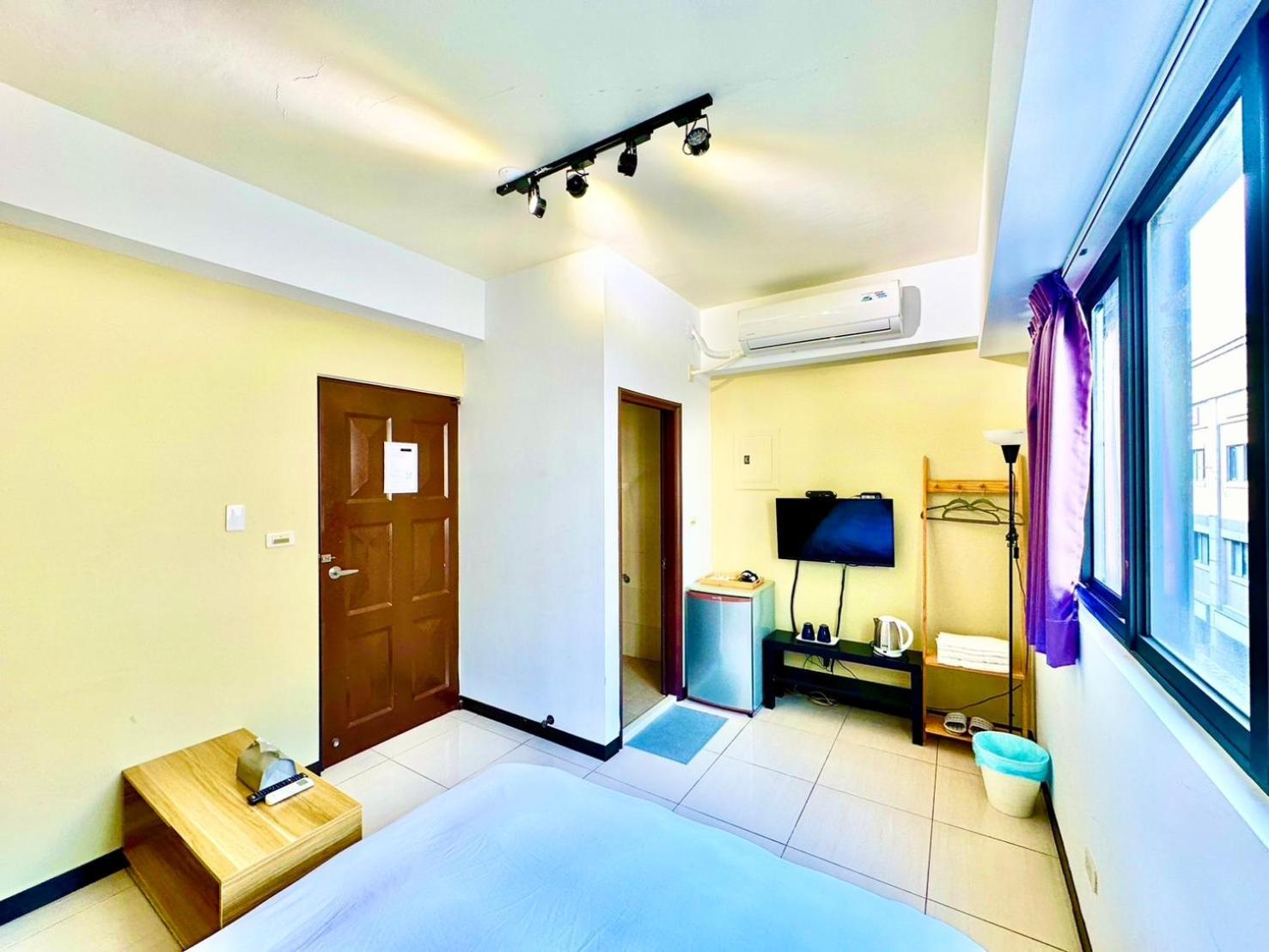 一中北極熊 Apartment Тайджун Екстериор снимка