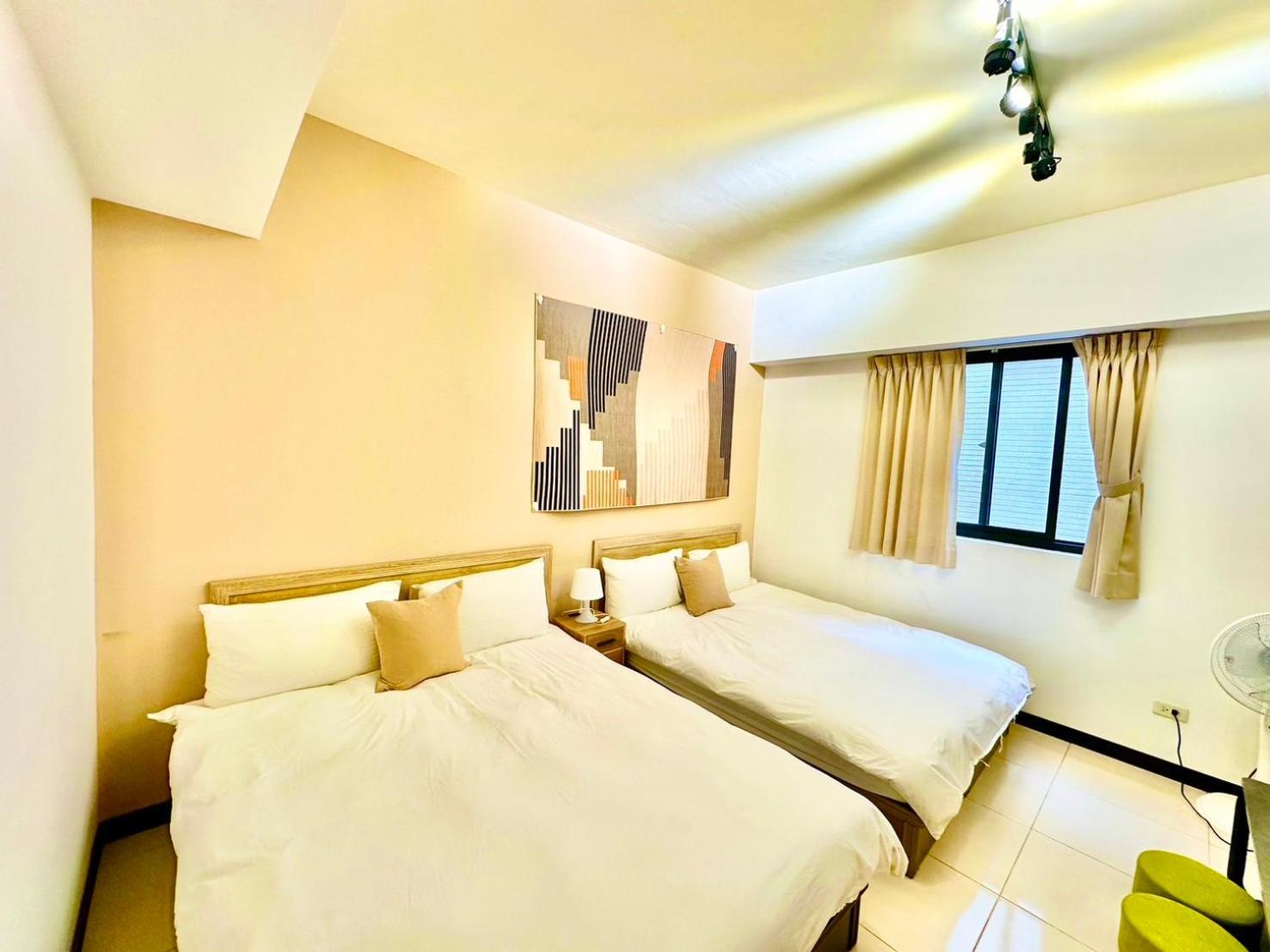 一中北極熊 Apartment Тайджун Екстериор снимка